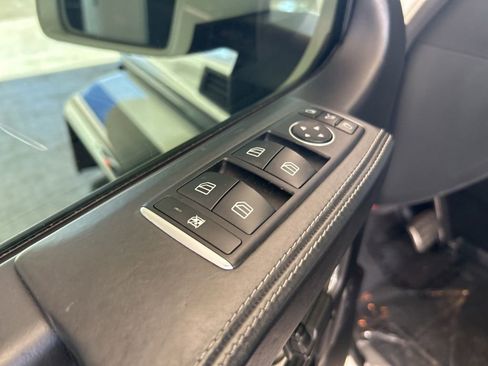 Used 2017 Mercedes-Benz G 550 Squared image 53
