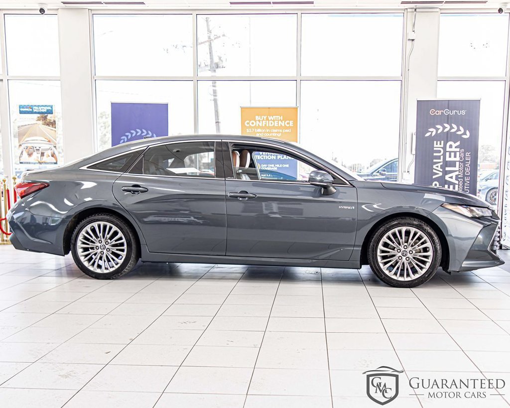 Used 2019 Toyota Avalon Limited w/ Advanced Safety Package FWD image 9