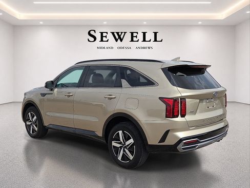 Used 2021 Kia Sorento EX AWD/4WD image 3
