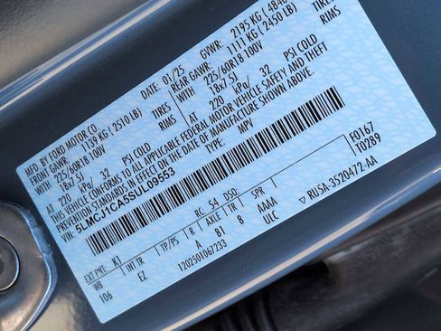 Used 2025 Lincoln Corsair FWD image 37