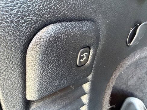 Used 2019 Jeep Grand Cherokee Limited image 24