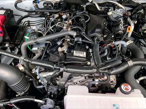 New 2026 Toyota Tacoma SR5 AWD/4WD image 17