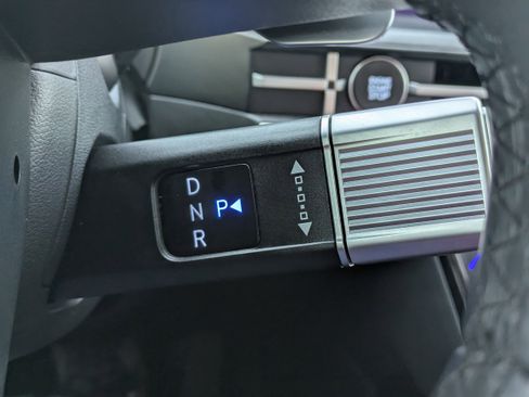 Used 2024 Hyundai Santa Fe Limited image 23