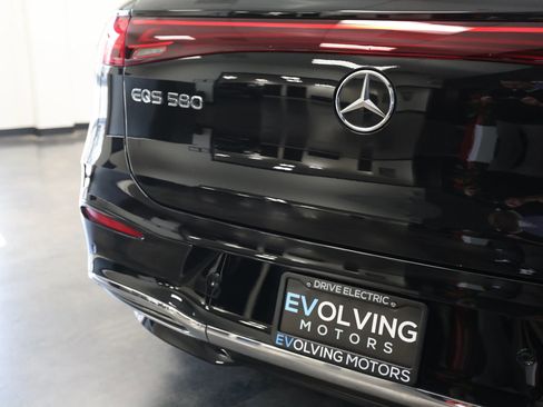Used 2023 Mercedes-Benz EQS 580 4MATIC SUV image 15
