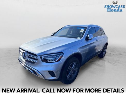 Used 2021 Mercedes-Benz GLC 300 image 2