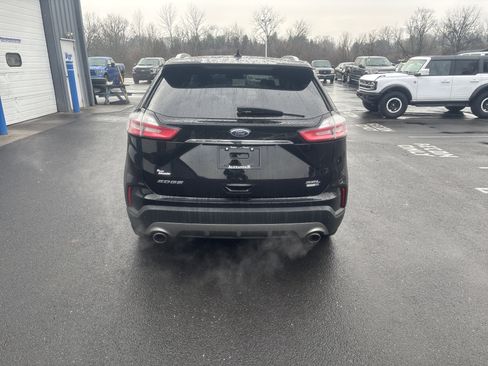 Used 2020 Ford Edge SEL image 4