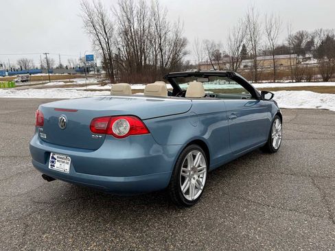 Used 2010 Volkswagen Eos Lux image 10