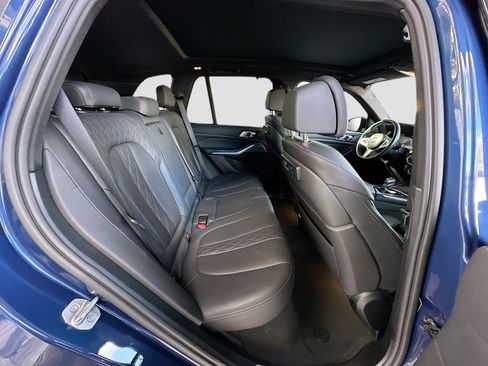 Certified 2022 BMW X5 sDrive40i w/ M Sport Package image 28