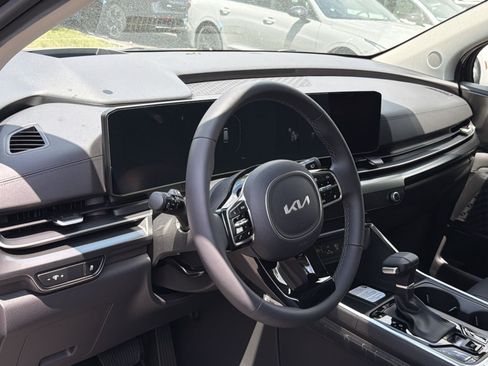 New 2026 Kia Carnival SX Prestige FWD image 21