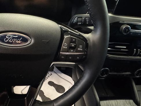 Used 2024 Ford Escape Active AWD/4WD image 12