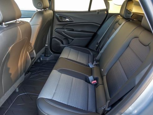 New 2026 Chevrolet Trax LT w/ Driver Confidence Package image 15