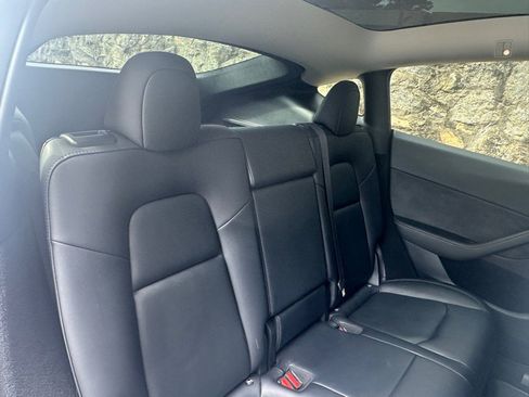 Used 2023 Tesla Model Y 2WD image 56