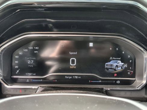 Certified 2023 GMC Sierra 1500 SLT w/ SLT Premium Package image 11