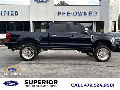 Used 2022 Ford F250 Platinum image 2