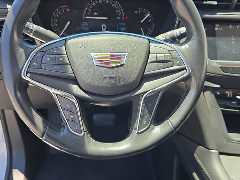Used 2019 Cadillac XT5 Luxury FWD image 27