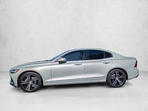 Used 2022 Volvo S60 B5 Inscription w/ Advanced Package image 8