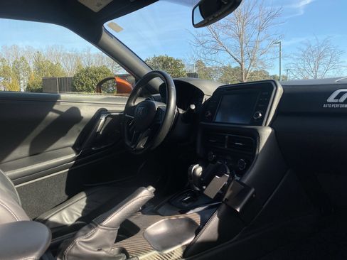 Used 2017 Nissan GT-R Premium image 6