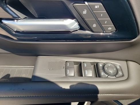 New 2026 Chevrolet Suburban LT w/ Comfort Package RWD image 21
