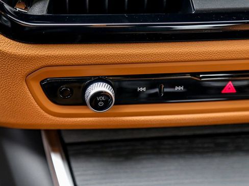 New 2026 BMW 330i xDrive Sedan w/ M Sport Package image 17