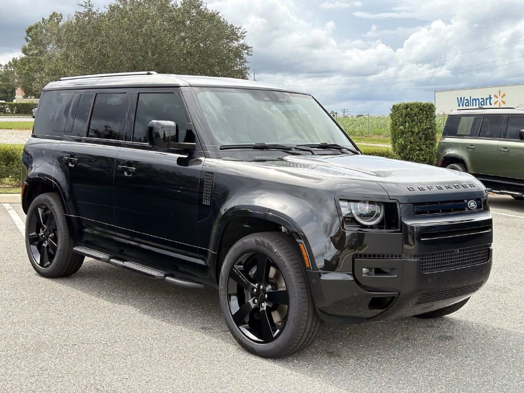 New 2026 Land Rover Defender 110 X-Dynamic SE AWD/4WD image 7