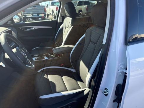 New 2025 Buick Envision Sport Touring image 10