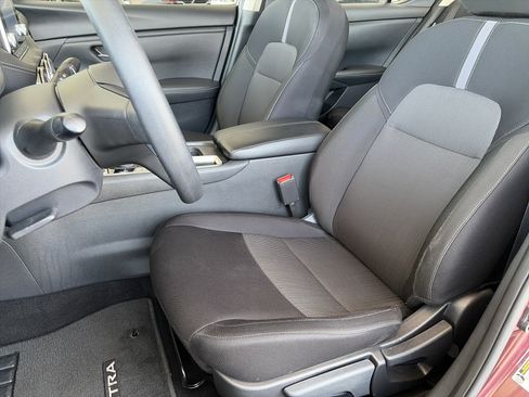 Used 2025 Nissan Sentra SV FWD image 13