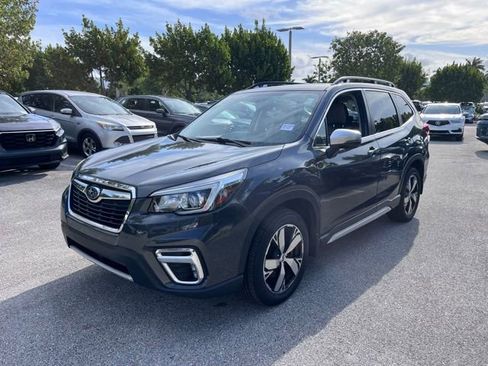 Used 2020 Subaru Forester Touring image 3