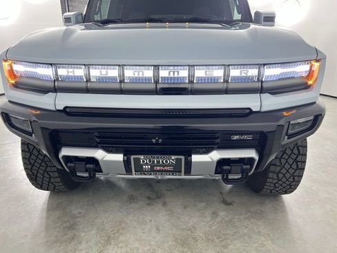 Certified 2025 GMC Hummer EV 3X w/ Extreme Off-Road Package AWD/4WD image 32