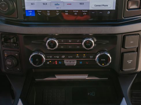 Used 2024 Ford F350 Platinum AWD/4WD image 25