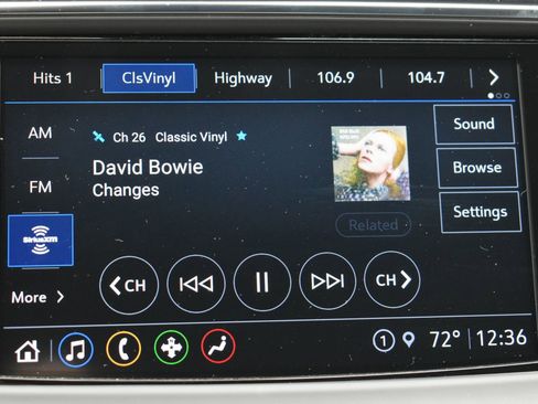 Used 2023 Buick Enclave Essence w/ Experience Buick Package FWD image 30
