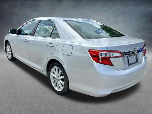 Used 2014 Toyota Camry XLE w/ Leather Package FWD image 7