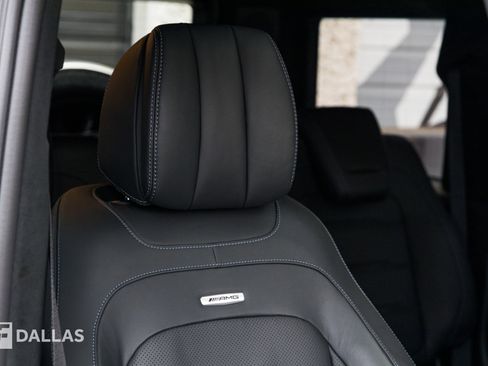 Used 2022 Mercedes-Benz G 63 AMG 4MATIC w/ G Manufaktur Interior Package image 40