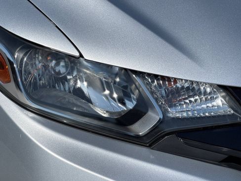 Used 2016 Honda Fit LX image 12