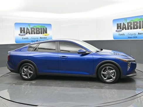 Used 2025 Kia K4 FWD image 7