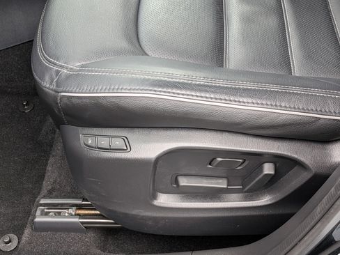 Used 2025 MAZDA CX-5 AWD 2.5 S w/ Preferred Package image 14