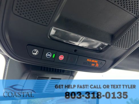 Used 2025 Chevrolet Equinox LT w/ Convenience Package II FWD image 50