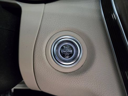 Used 2021 Mercedes-Benz C 300 4MATIC Sedan image 19