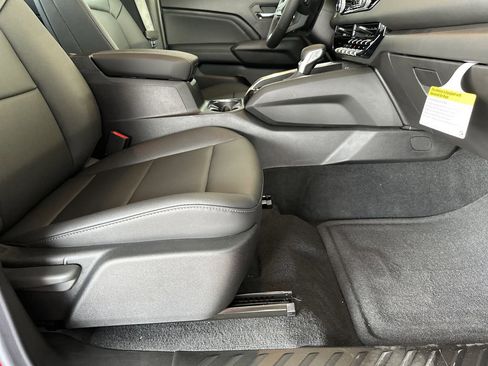 New 2026 GMC Canyon Elevation w/ Convenience Package image 35