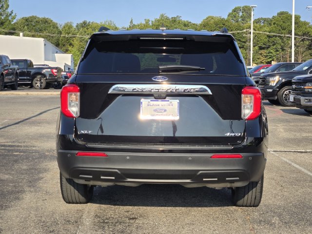 Used 2024 Ford Explorer XLT AWD/4WD image 6