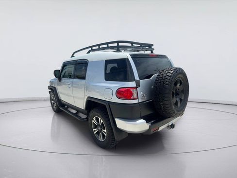 Used 2007 Toyota FJ Cruiser 4WD image 5