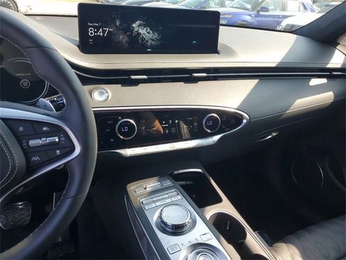 New 2025 Genesis GV70 3.5T Sport w/ Sport Advanced Package image 28