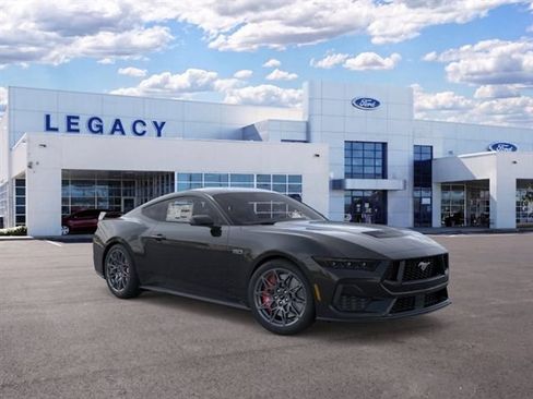 New 2026 Ford Mustang GT Premium w/ GT Performance Package RWD image 7
