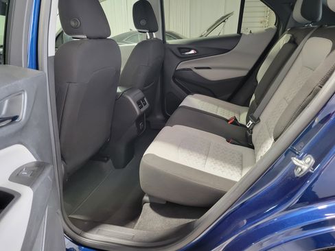 Certified 2022 Chevrolet Equinox LS w/ LS Convenience Package image 32