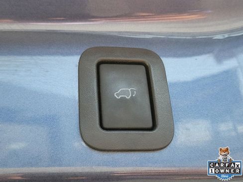 Used 2017 Toyota Highlander XLE FWD image 10