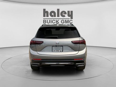 Used 2025 Buick Envision Sport Touring AWD/4WD image 4