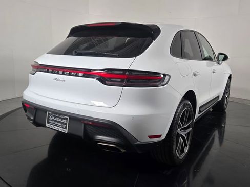 Used 2024 Porsche Macan image 6