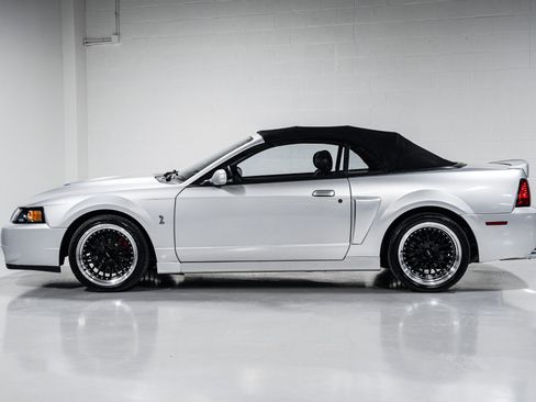 Used 2003 Ford Mustang Cobra image 37