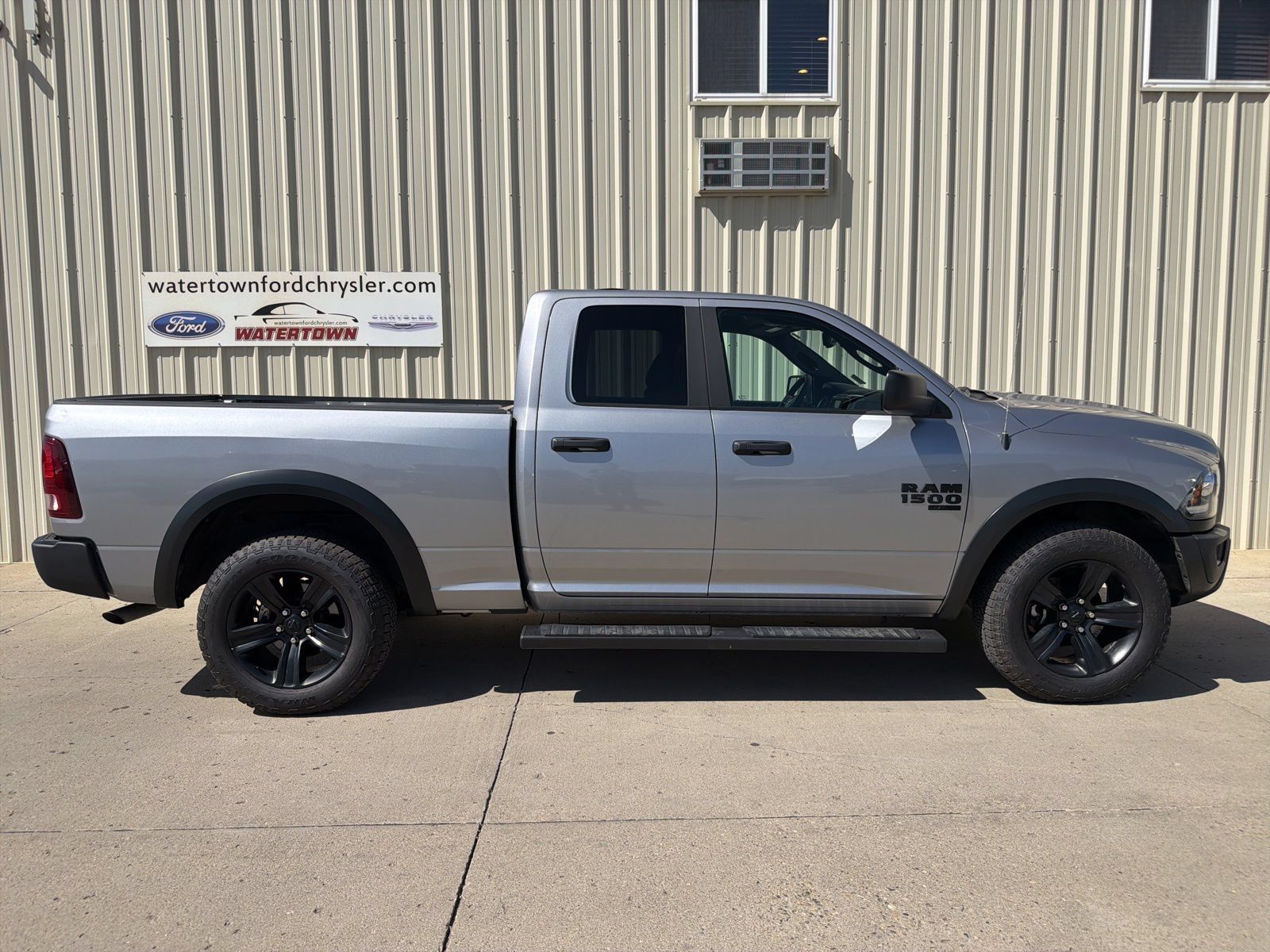 Used 2022 RAM 1500 Warlock w/ Electronics Group AWD/4WD image 1
