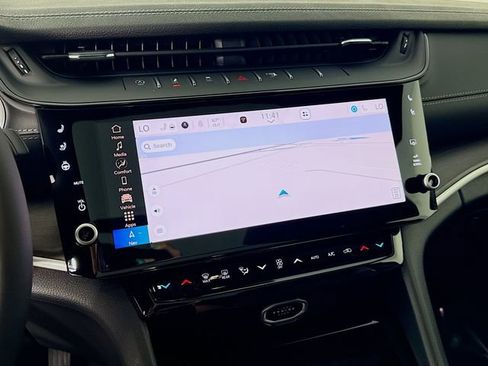 New 2026 Jeep Grand Cherokee L Limited AWD/4WD image 13