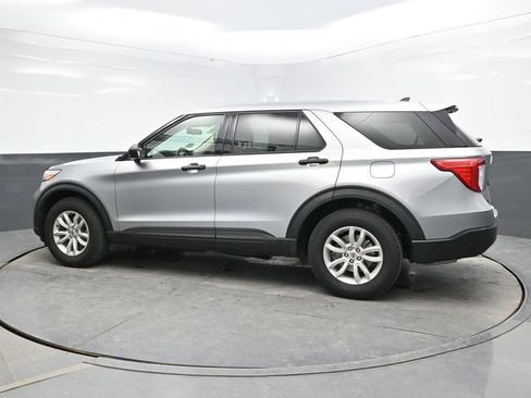 Used 2021 Ford Explorer 4WD image 4